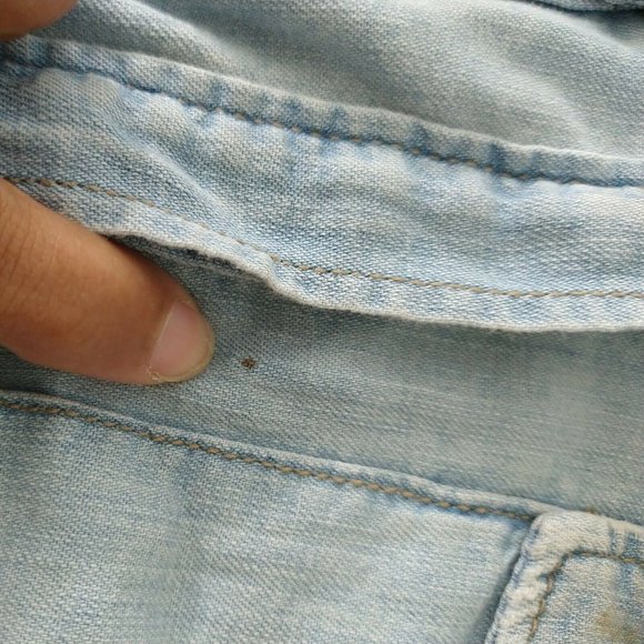 H&M & Denim Raw Hem Snap Front Top Shirt Size 4 - Picture 7 of 9